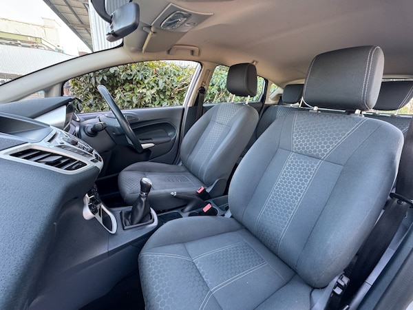 Used Ford Fiesta 2011 for sale - 74208143: Photo 15
