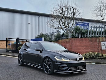 Used Volkswagen Golf 2018 for sale - 77204997: Photo