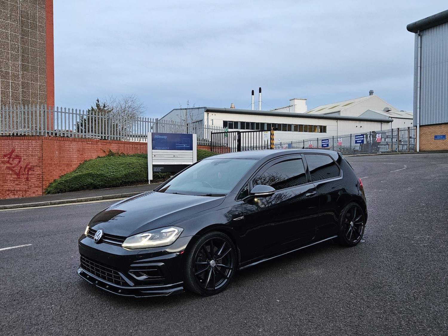 Used Volkswagen Golf 2018 for sale - 77204997: Photo 9