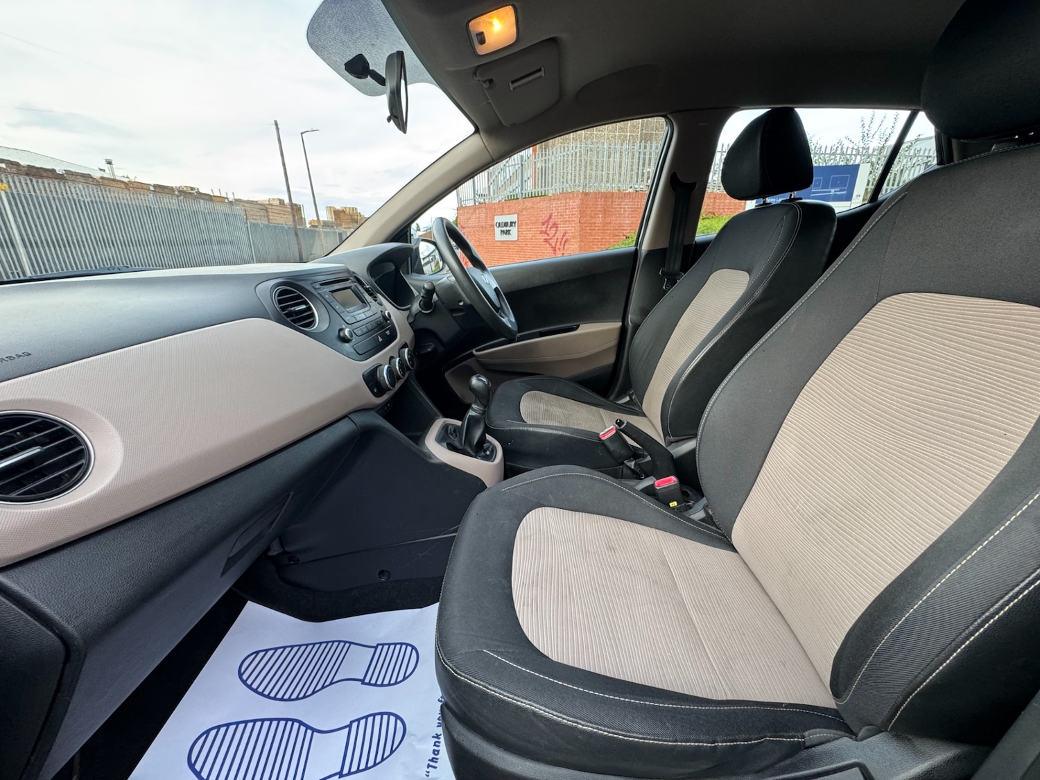 Used Hyundai i10 2014 for sale - 75862728: Photo 14
