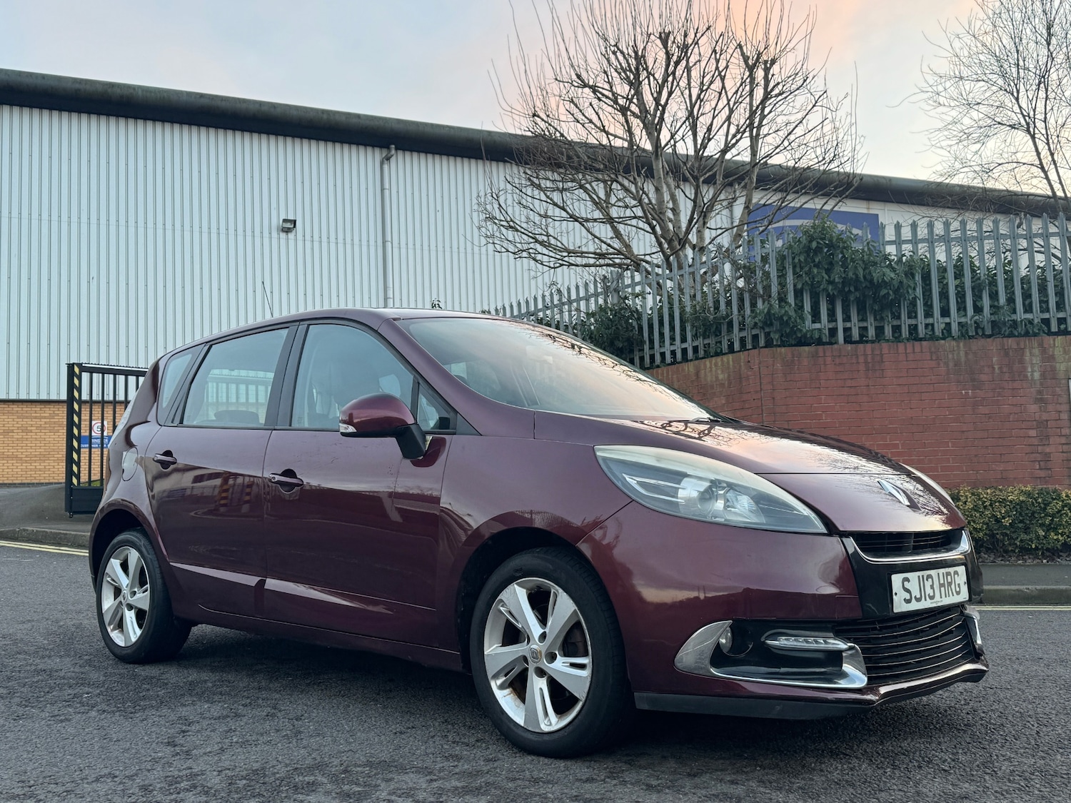 Used Renault Scenic 2013 for sale - 77061702: Photo 2