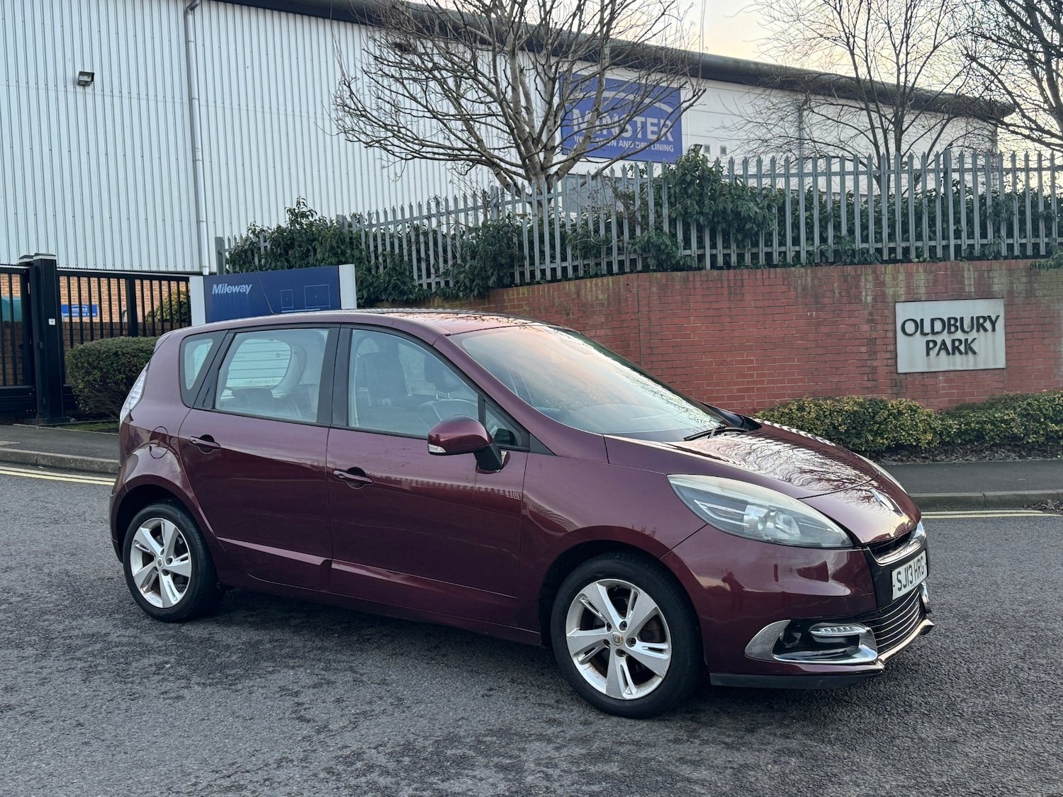 Used Renault Scenic 2013 for sale - 77061702: Photo 3