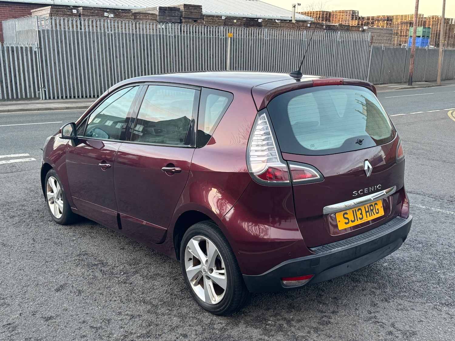 Used Renault Scenic 2013 for sale - 77061702: Photo 8
