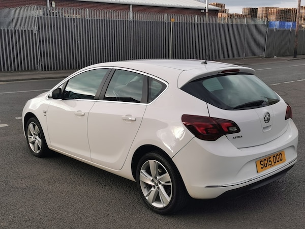 Used Vauxhall Astra 2015 for sale - 74041654: Photo 7