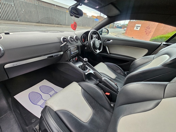 Used Audi TT 2010 for sale - 74454576: Photo 13