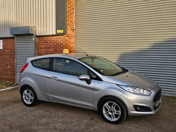 Used Ford Fiesta 2013 for sale - 73916323: Photo 3