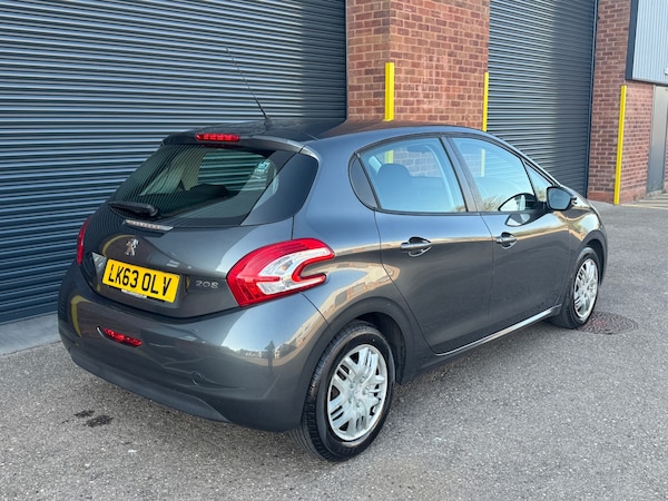 Used Peugeot 208 2013 for sale - 74322209: Photo 7