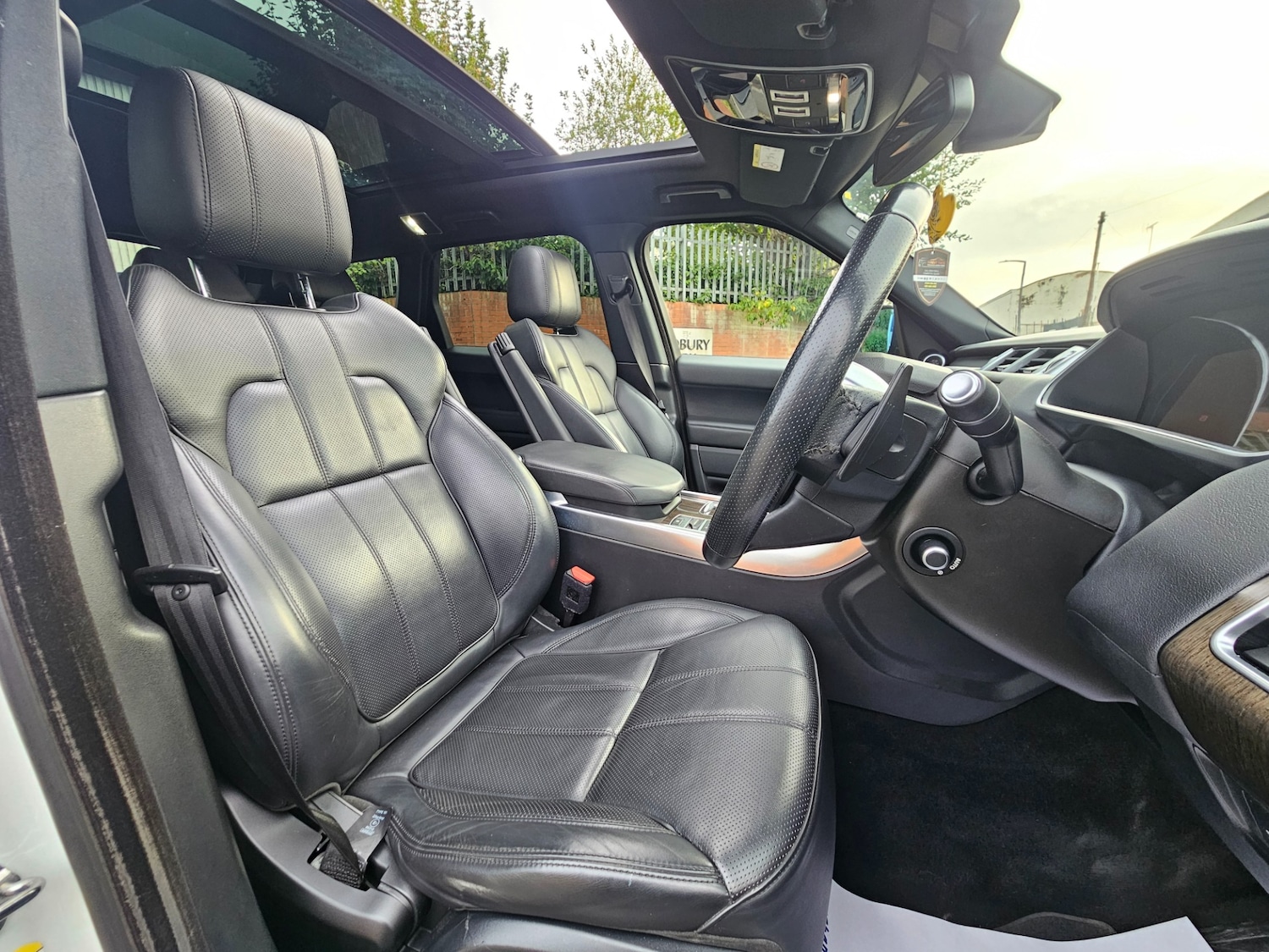 Used Land Rover Range Rover Sport 2015 for sale - 76017403: Photo 14
