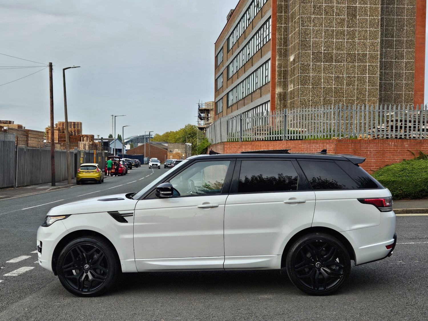 Used Land Rover Range Rover Sport 2015 for sale - 76017403: Photo 8