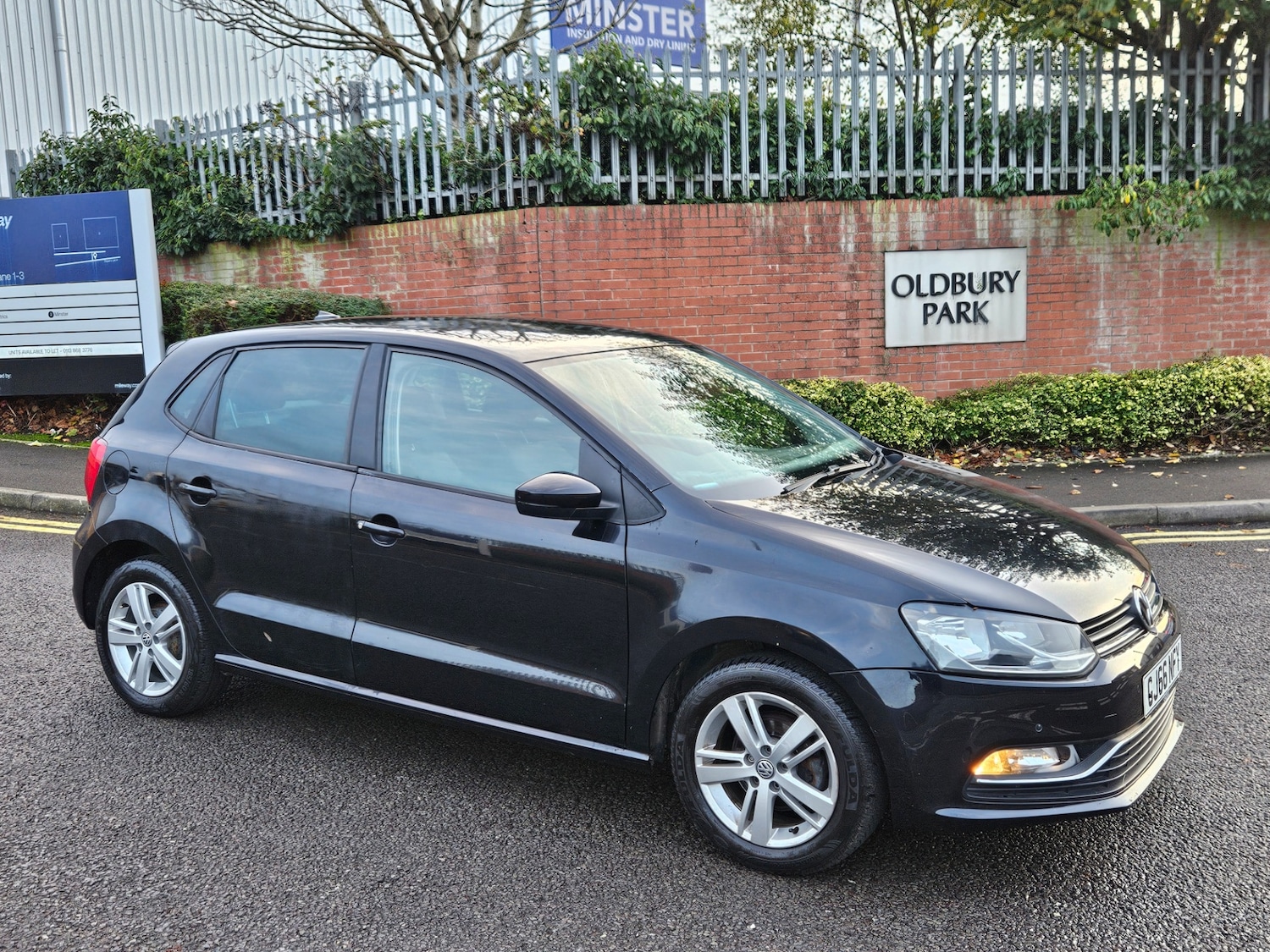 Used Volkswagen Polo 2016 for sale - 76672236: Photo 3