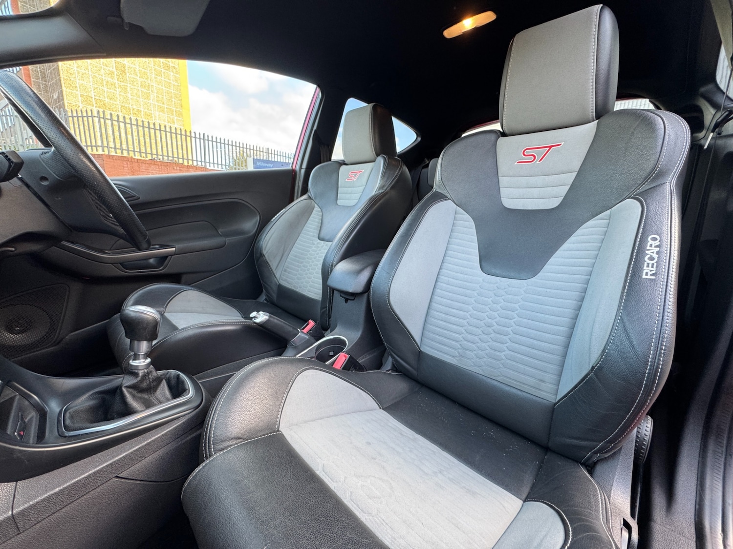 Used Ford Fiesta 2013 for sale - 77052630: Photo 15