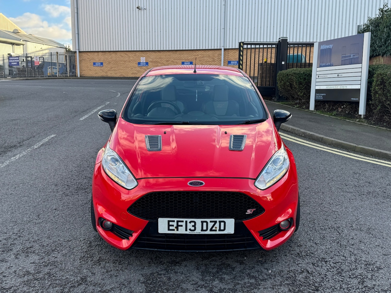 Used Ford Fiesta 2013 for sale - 77052630: Photo 4