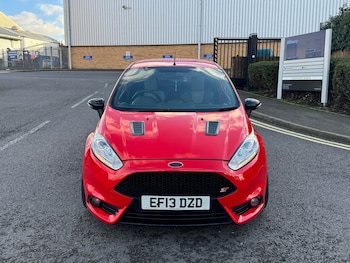 Used Ford Fiesta 2013 for sale - 77052630: Photo