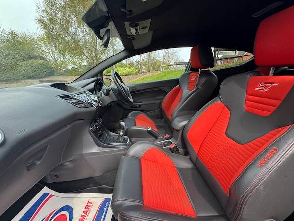 Used Ford Fiesta 2014 for sale - 74360474: Photo 13