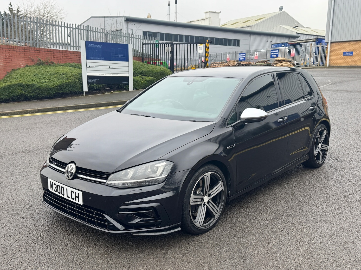 Used Volkswagen Golf 2014 for sale - 77370197: Photo 10