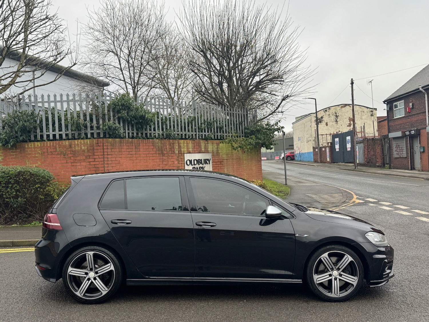 Used Volkswagen Golf 2014 for sale - 77370197: Photo 5