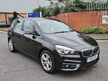2015 (15) - 220d Luxury 5dr