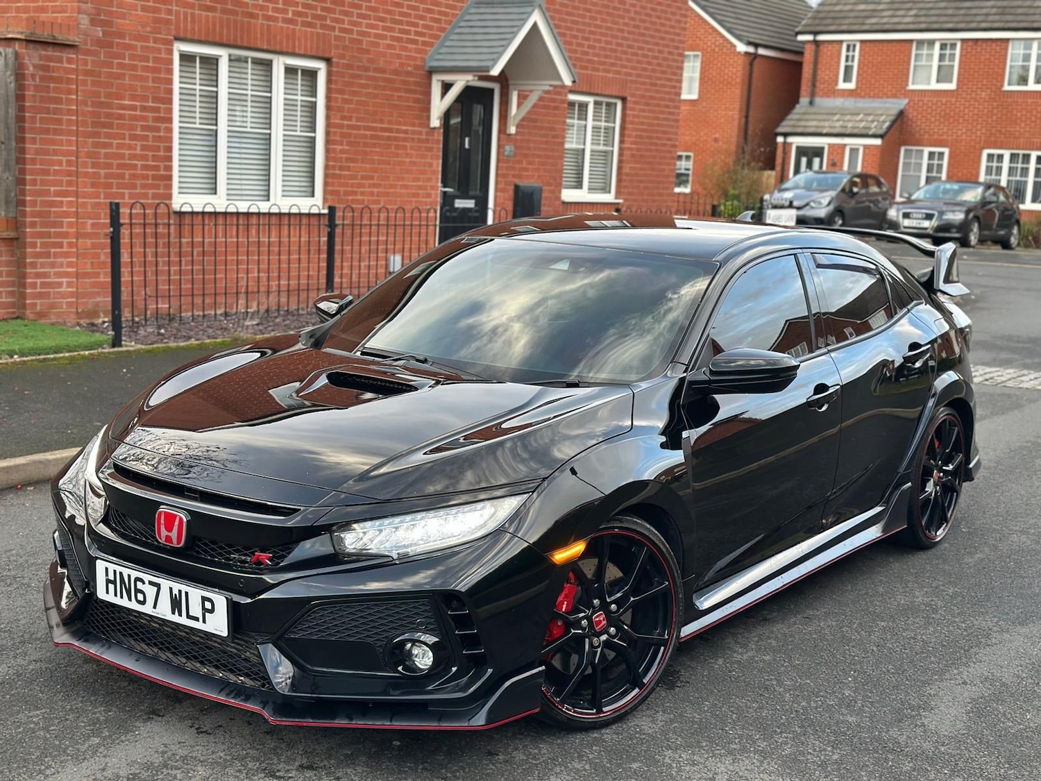 Used Honda Civic 2017 for sale - 77059555: Photo 2