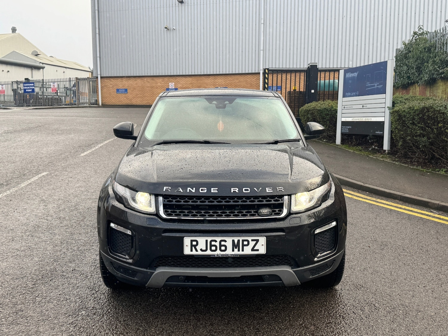 Used Land Rover Range Rover Evoque 2017 for sale - 77204974: Photo 4