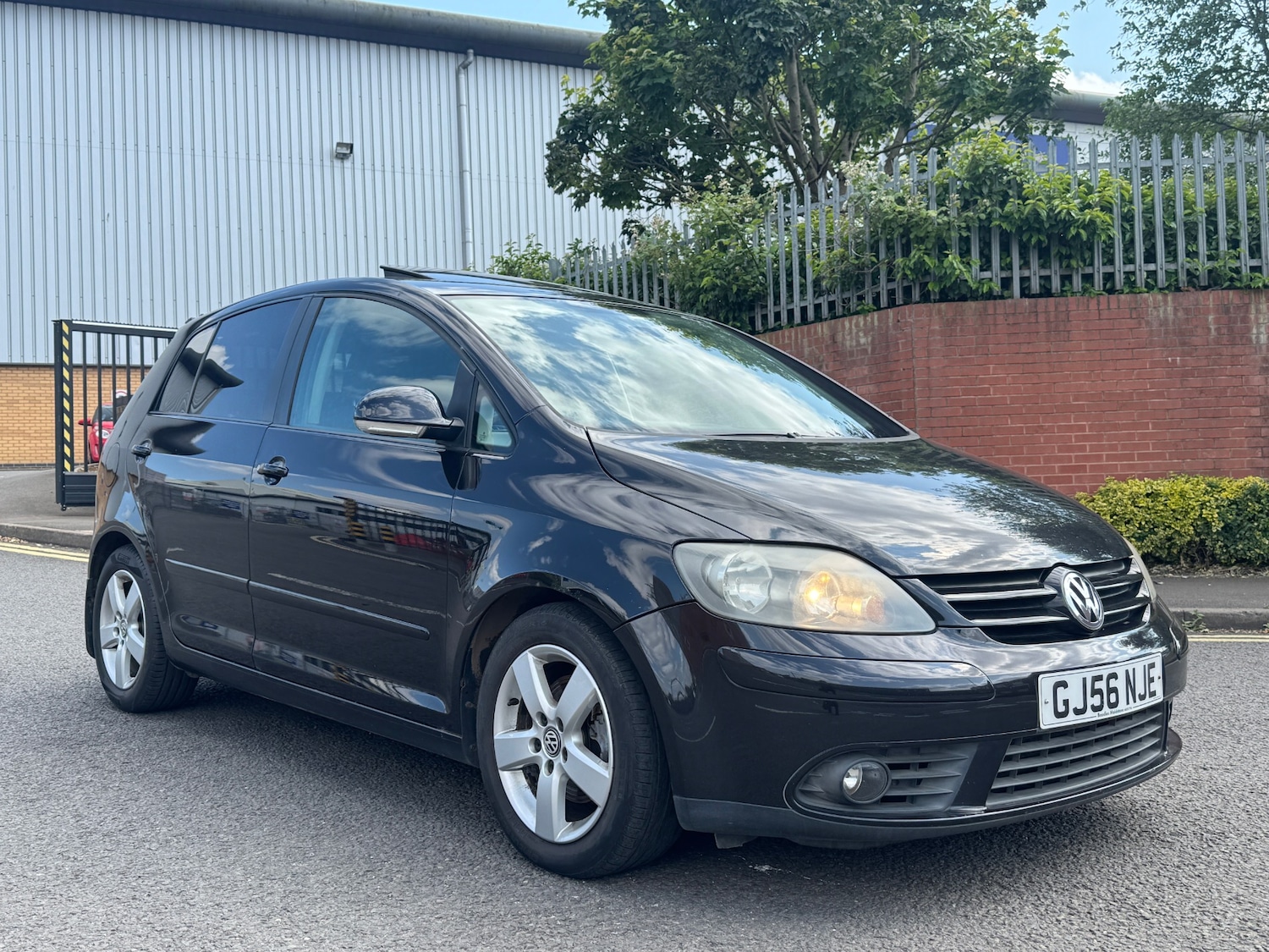 Used Volkswagen Golf Plus 2006 for sale - 76381492: Photo 2