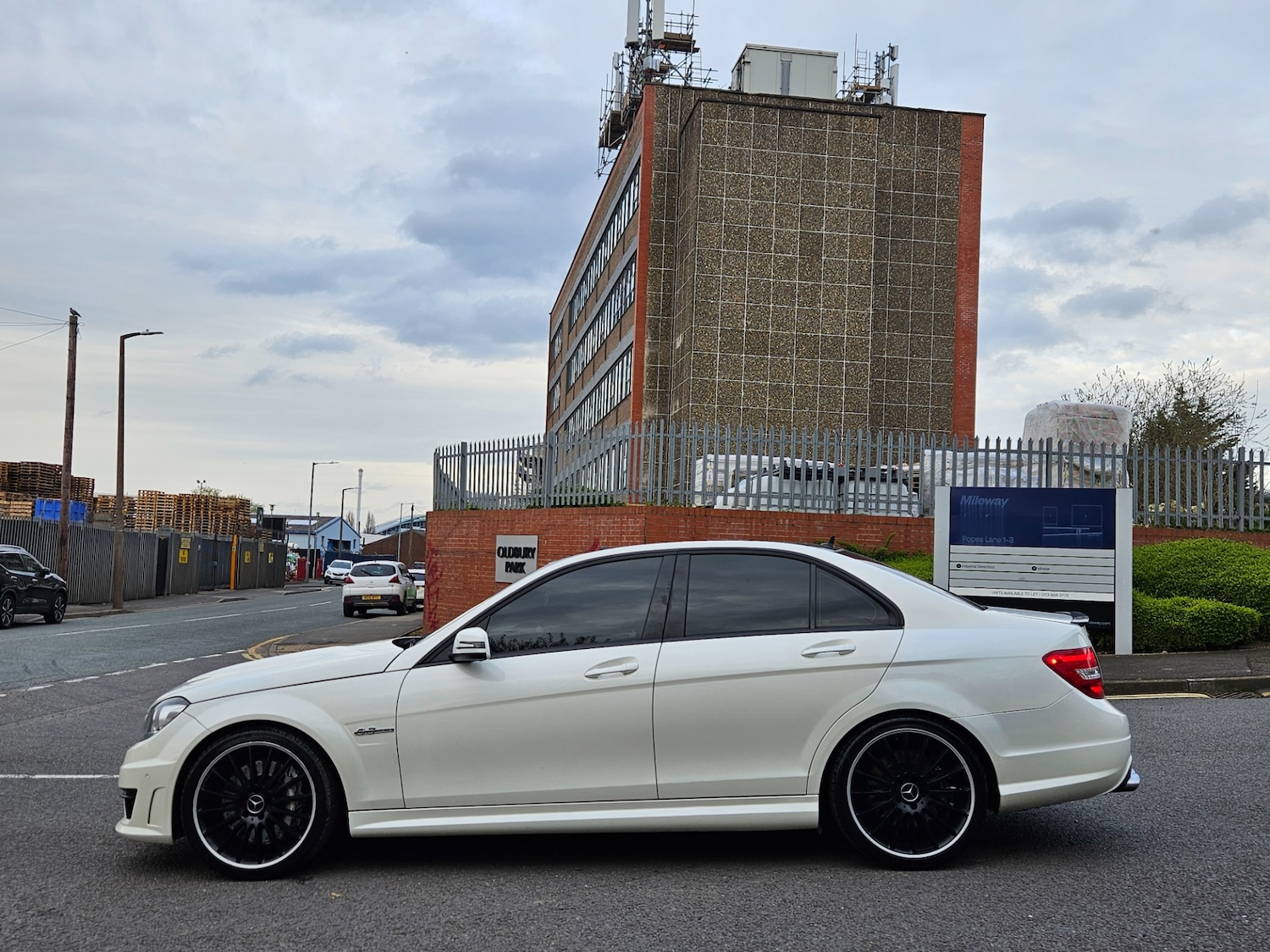 Used Mercedes-Benz C Class 2012 for sale - 78135470: Photo 8