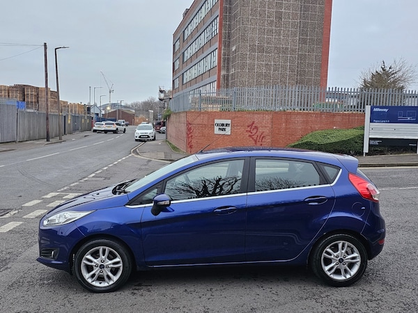 Used Ford Fiesta 2015 for sale - 73733370: Photo 11