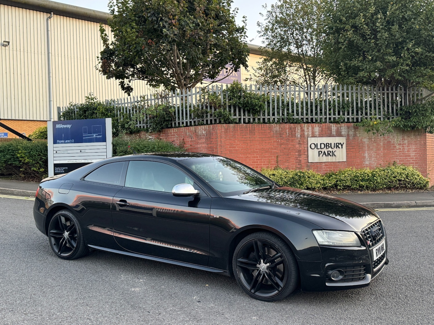 Used Audi A5 2011 for sale - 76070665: Photo 3