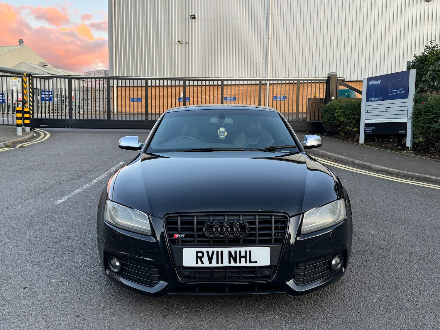 Used Audi A5 2011 for sale - 76070665: Photo 4