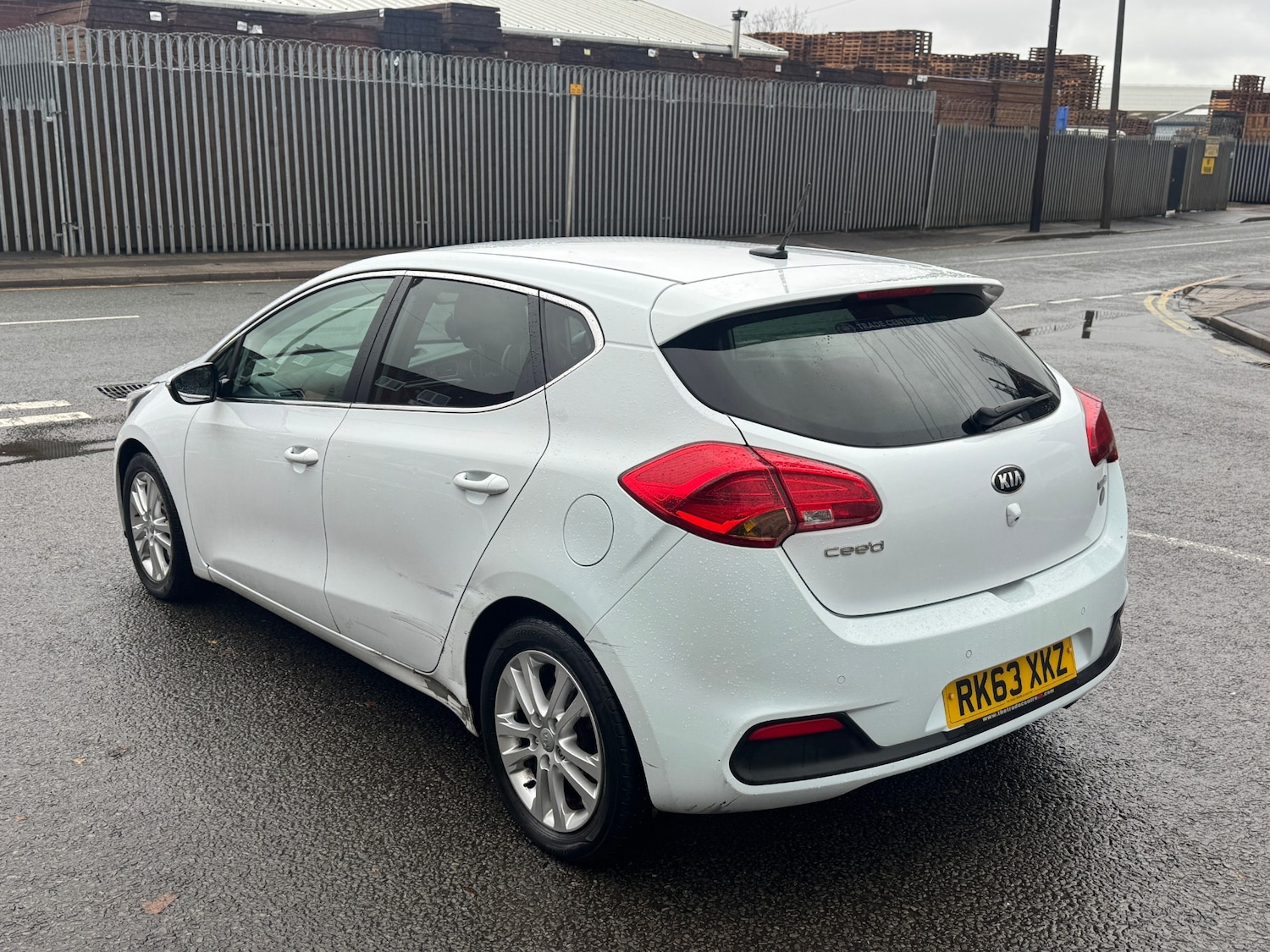 Used Kia Ceed 2013 for sale - 76672282: Photo 8