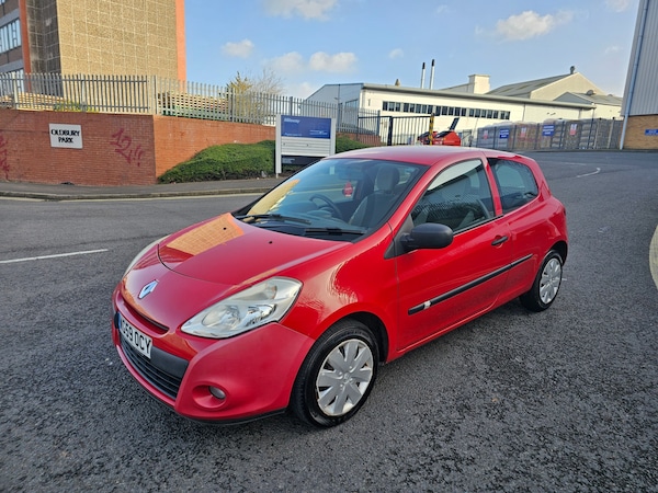 Used Renault Clio 2010 for sale - 73527718: Photo 11