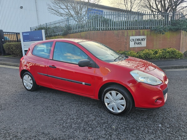 Used Renault Clio 2010 for sale - 73527718: Photo 3