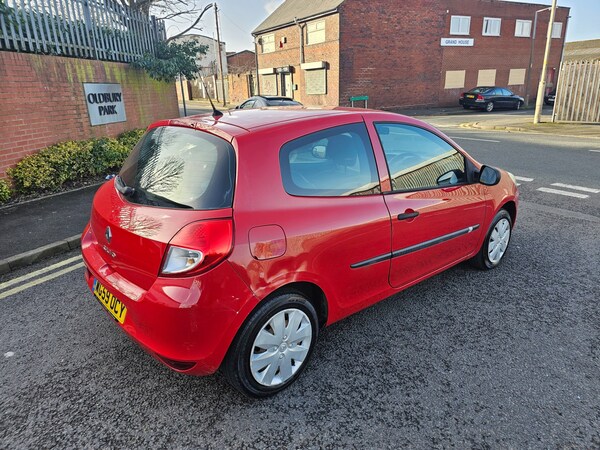 Used Renault Clio 2010 for sale - 73527718: Photo 7