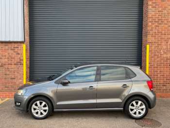Used Volkswagen Polo 2010 for sale - 74191732: Photo