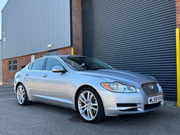 Used Jaguar XF 2009 for sale - 74682685: Photo 2