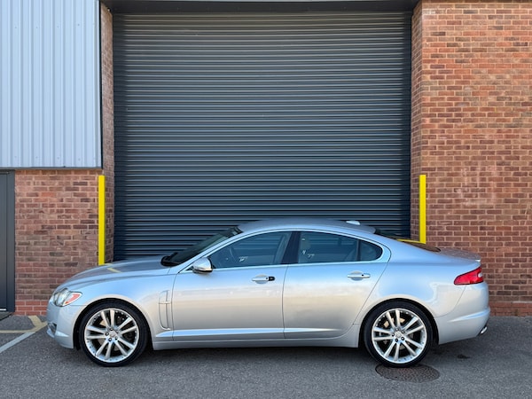 Used Jaguar XF 2009 for sale - 74682685: Photo 9