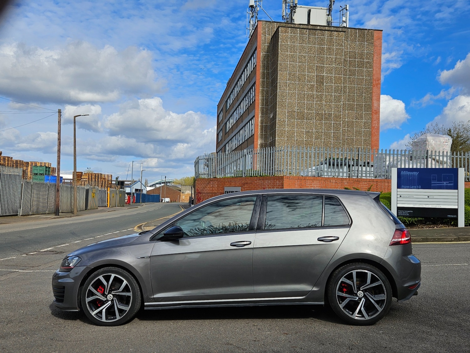 Used Volkswagen Golf 2013 for sale - 78032571: Photo 8