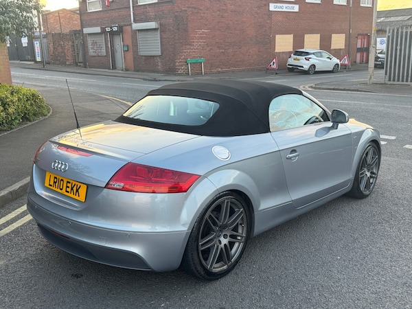 Used Audi TT 2010 for sale - 74146221: Photo 5