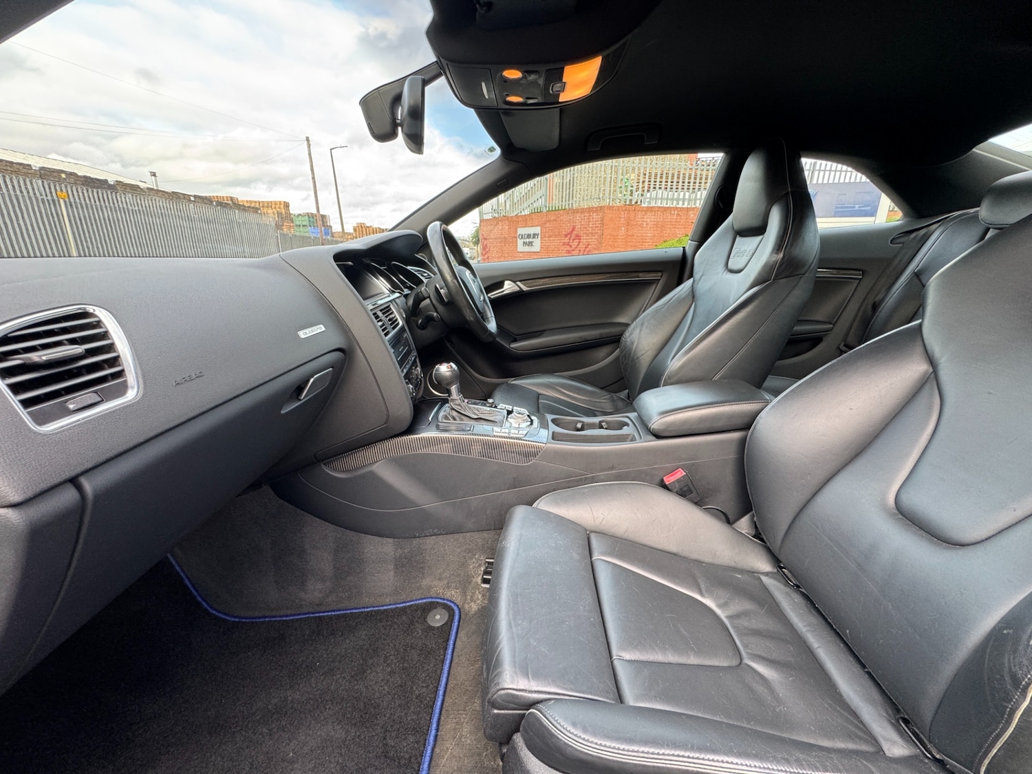 Used Audi RS5 2011 for sale - 77687720: Photo 17