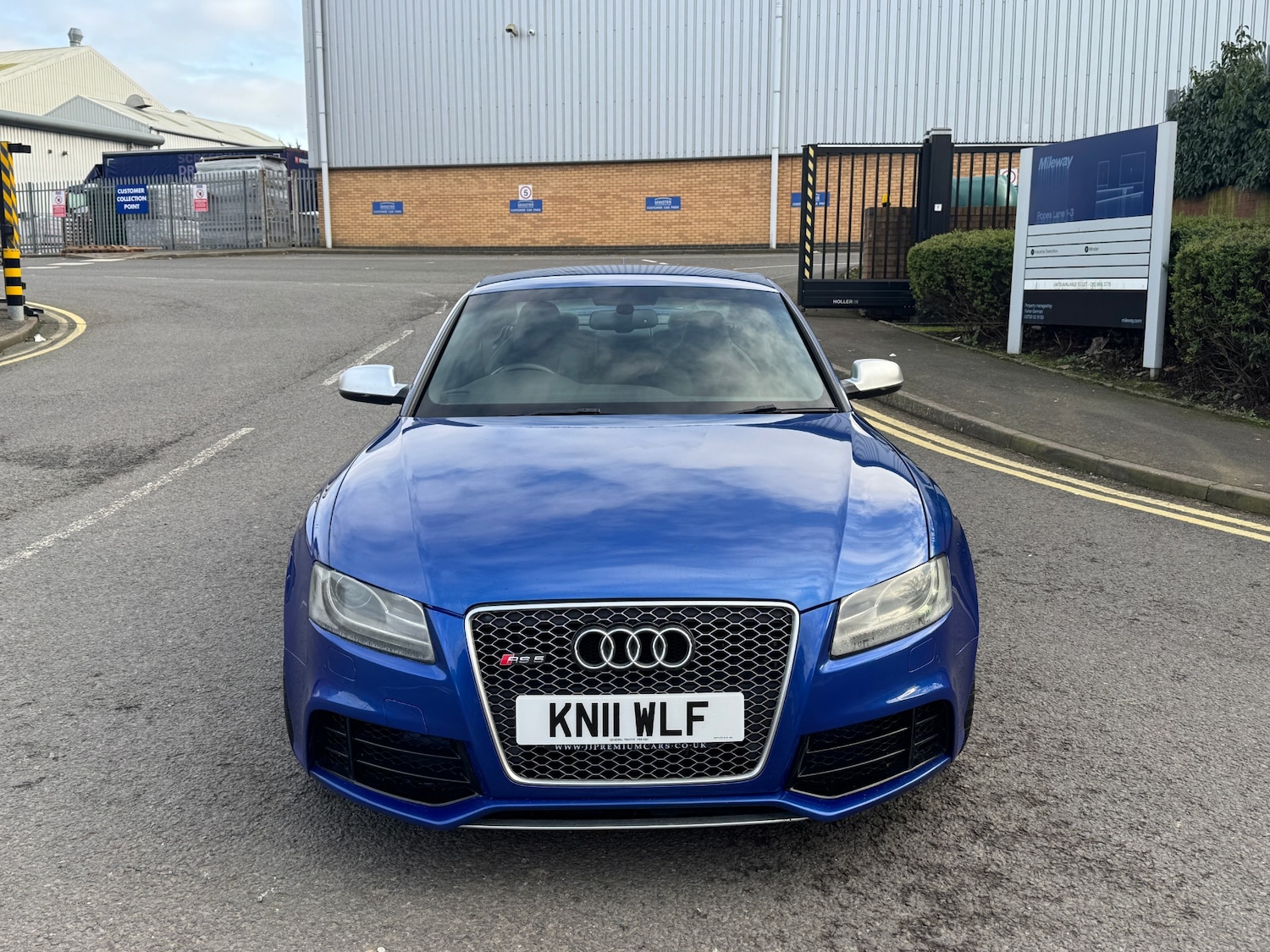 Used Audi RS5 2011 for sale - 77687720: Photo 5