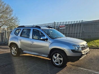 Used Dacia Duster 2014 for sale - 78378951: Photo