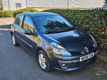 Used Renault Clio 2006 for sale - 74080450: Photo