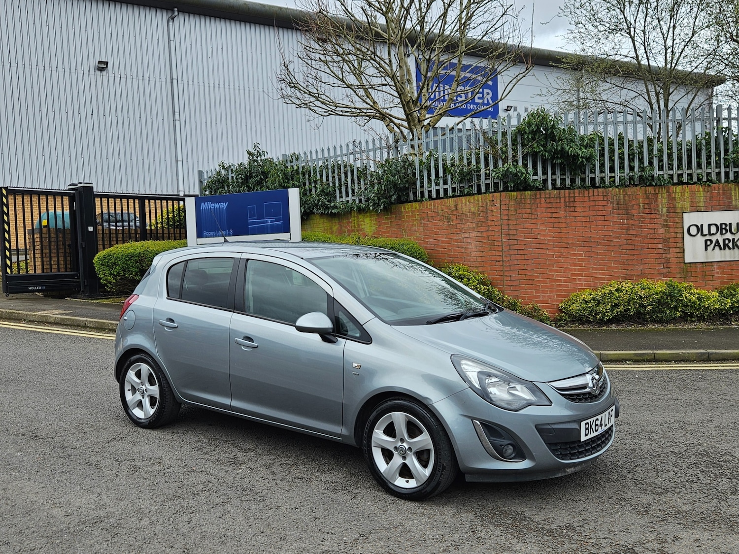 Used Vauxhall Corsa 2014 for sale - 77915468: Photo 3