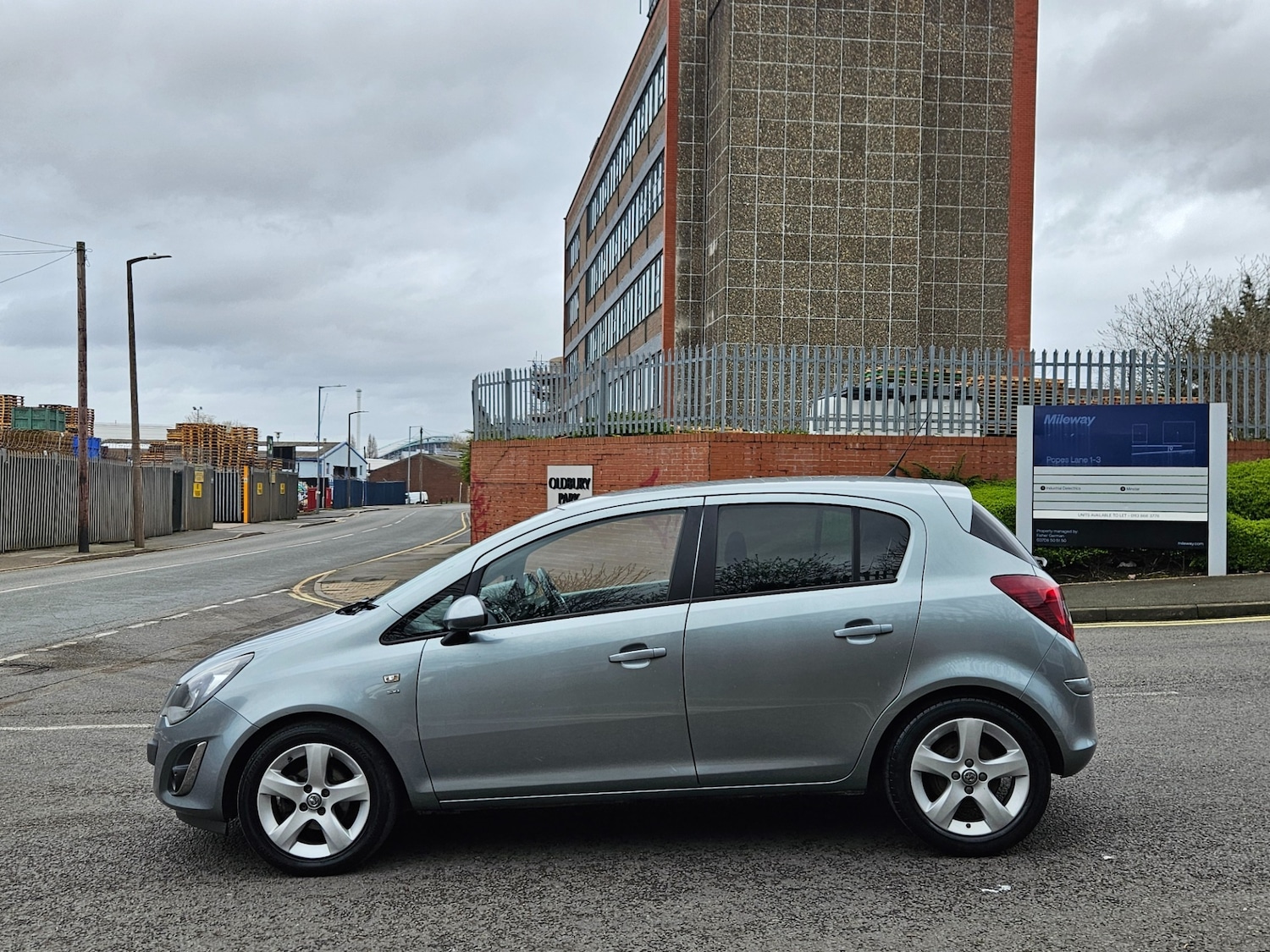 Used Vauxhall Corsa 2014 for sale - 77915468: Photo 8