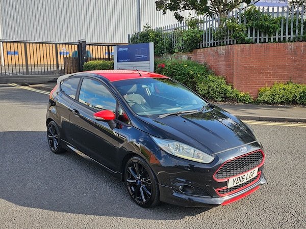 Used Ford Fiesta 2016 for sale - 75374794: Photo 1