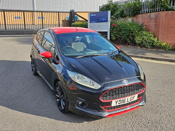 Used Ford Fiesta 2016 for sale - 75374794: Photo 4