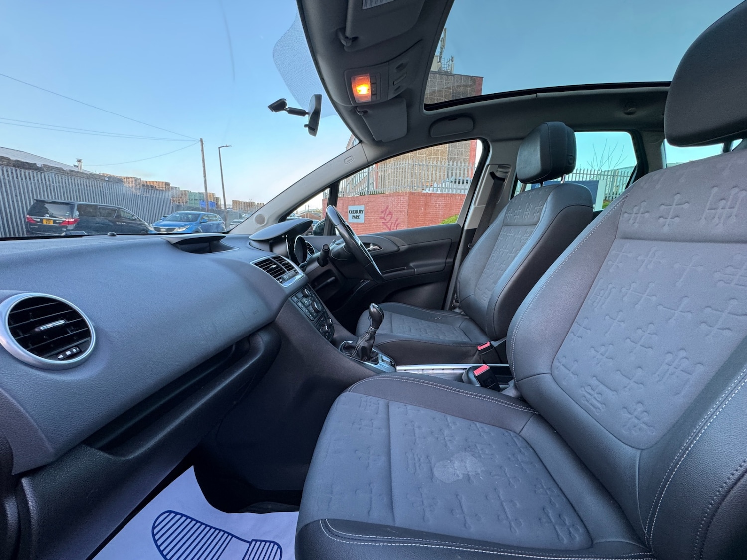 Used Vauxhall Meriva 2011 for sale - 78102303: Photo 14