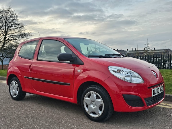 Used Renault Twingo 2010 for sale - 73959143: Photo 2