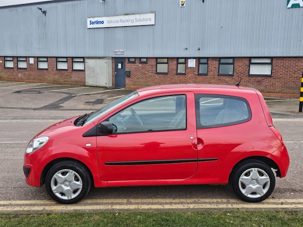 Used Renault Twingo 2010 for sale - 73959143: Photo 9