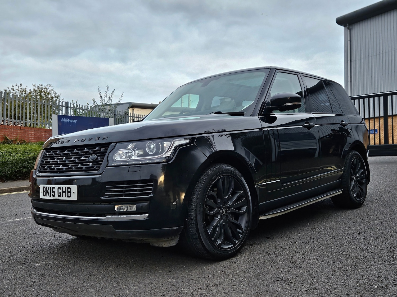 Used Land Rover Range Rover 2015 for sale - 76134347: Photo 11