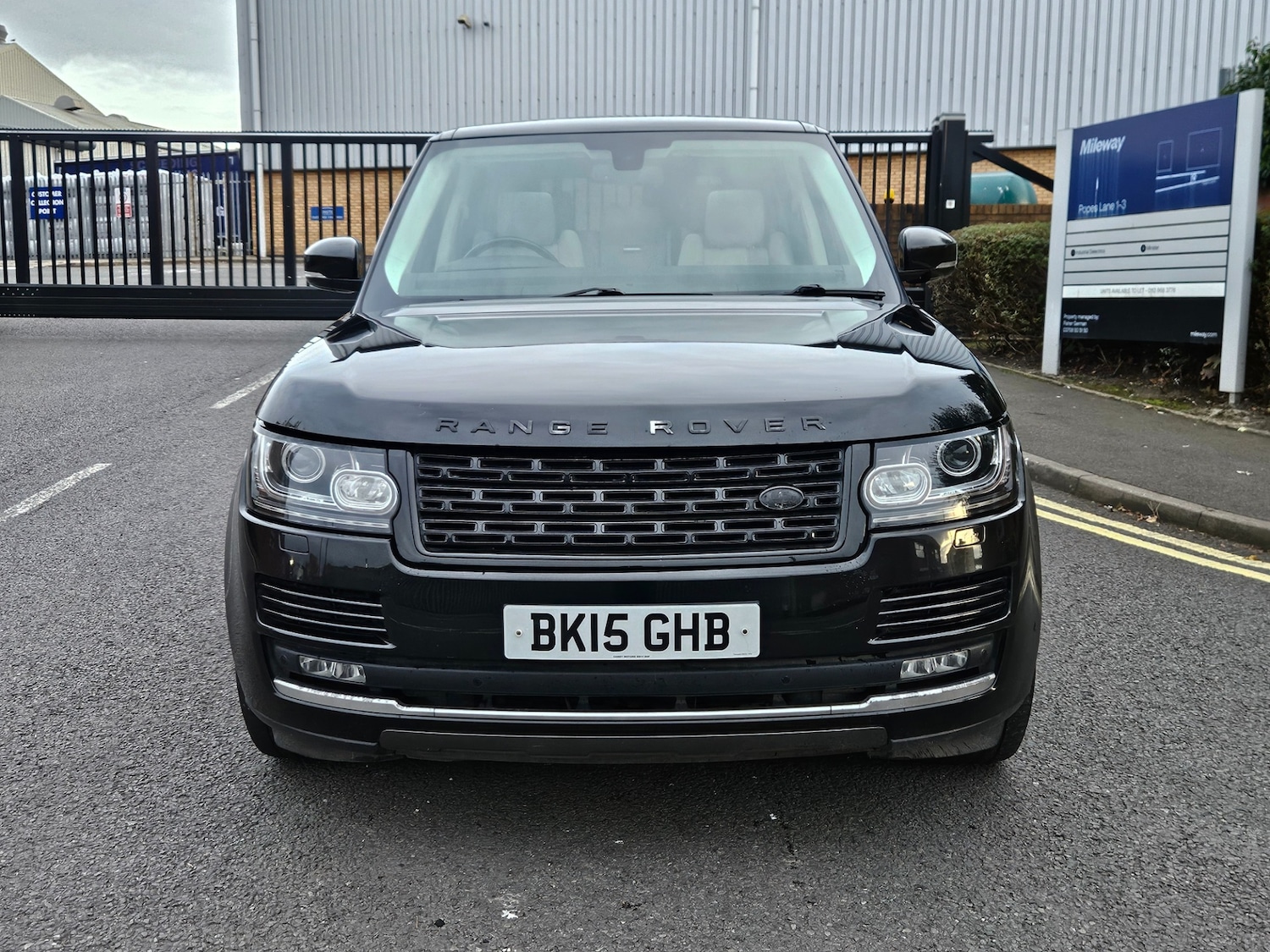 Used Land Rover Range Rover 2015 for sale - 76134347: Photo 12